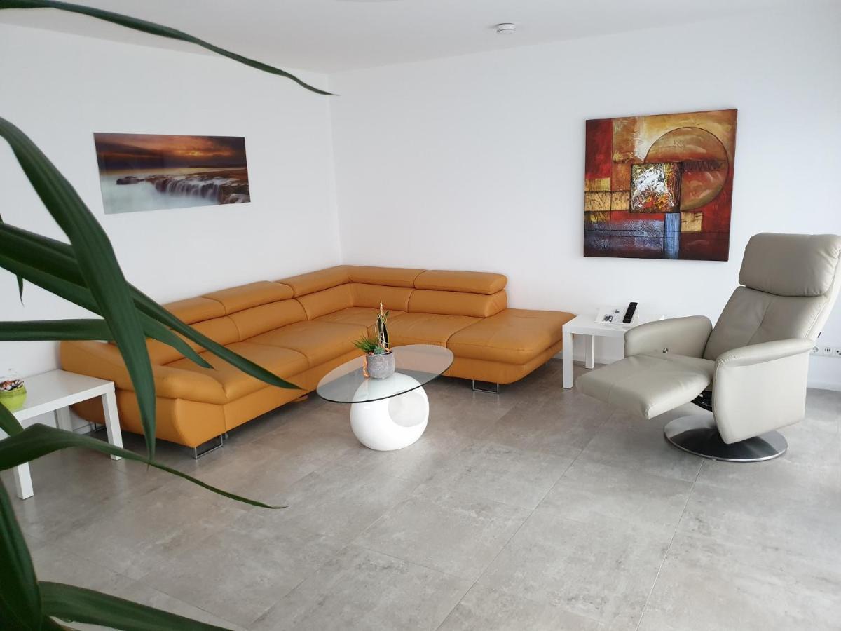 Ferienwohnung Happynes 바트노이슈타트안더살레 외부 사진