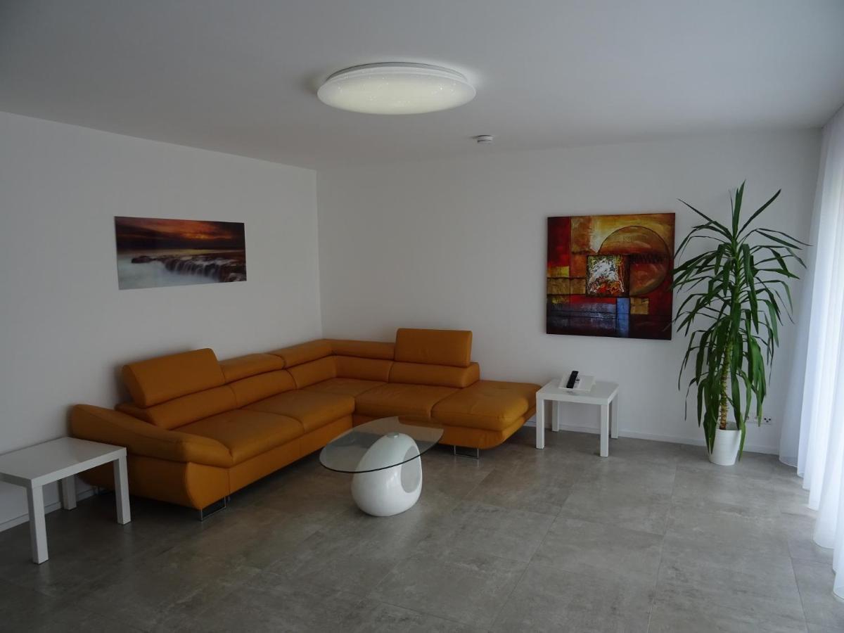 Ferienwohnung Happynes 바트노이슈타트안더살레 외부 사진